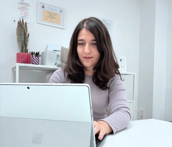 Yolanda en su consulta, terapia psicológica para la depresión en Valladolid